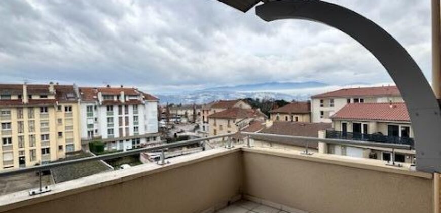 Réf : GES00630019-930, 3 pièce(s), LE PEAGE DE ROUSSILLON