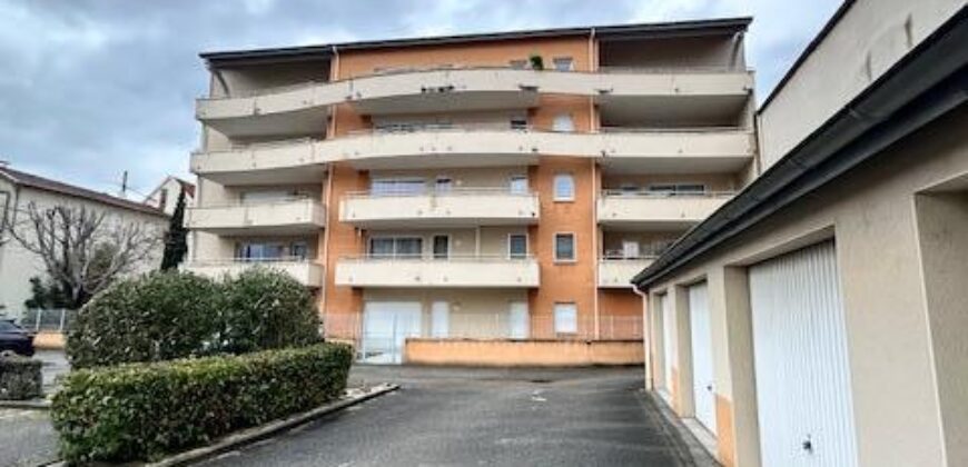 Réf : GES00630019-930, 3 pièce(s), LE PEAGE DE ROUSSILLON