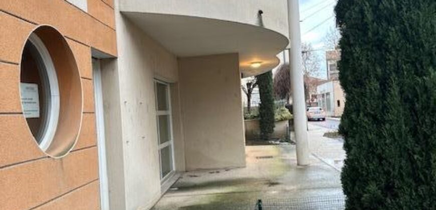 Réf : GES00630019-930, 3 pièce(s), LE PEAGE DE ROUSSILLON