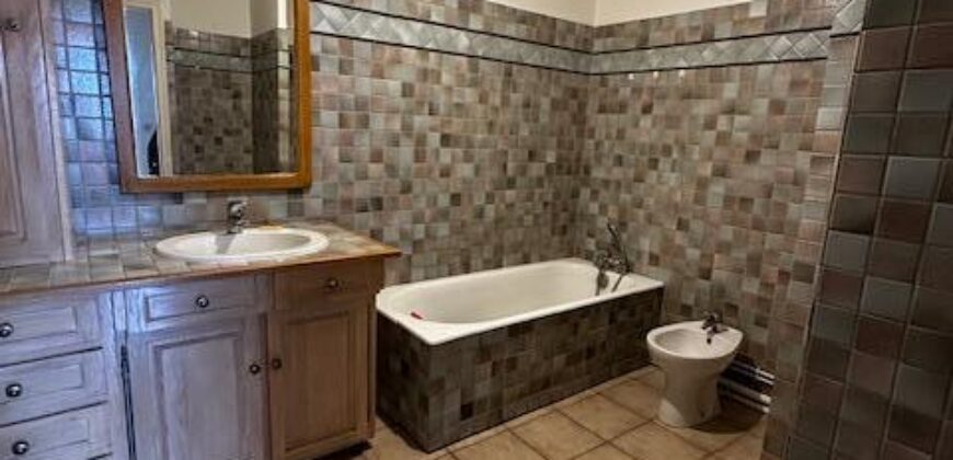 Réf : LAPP115673, 3 pièce(s), LE PEAGE DE ROUSSILLON