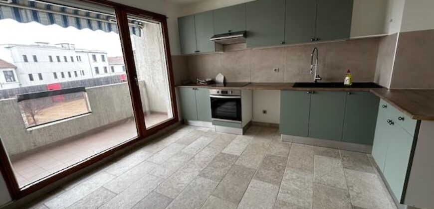 Réf : LAPP115673, 3 pièce(s), LE PEAGE DE ROUSSILLON