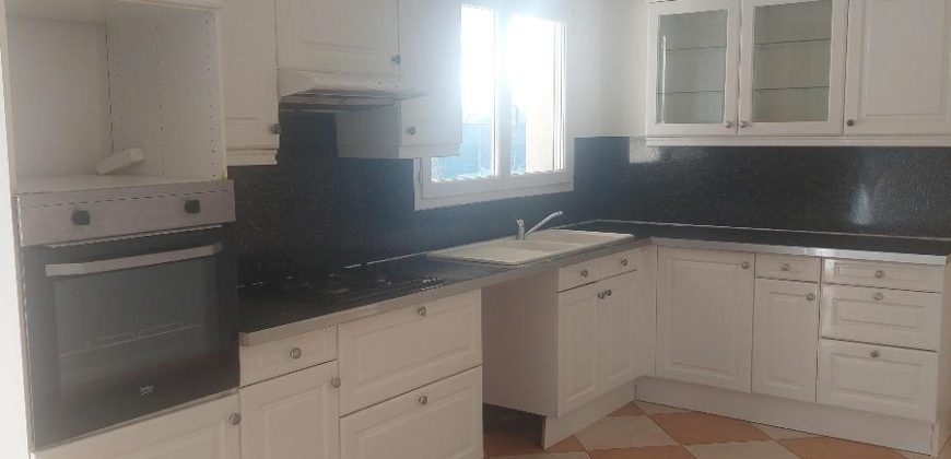 Réf : LMAI115648,  pièce(s), ESTRABLIN