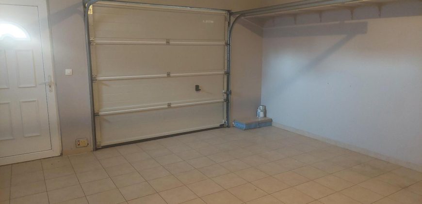 Réf : LMAI115648,  pièce(s), ESTRABLIN