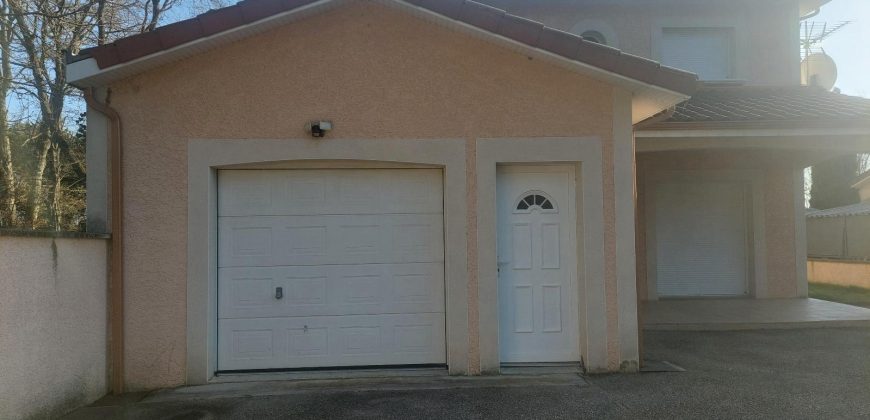 Réf : LMAI115648,  pièce(s), ESTRABLIN