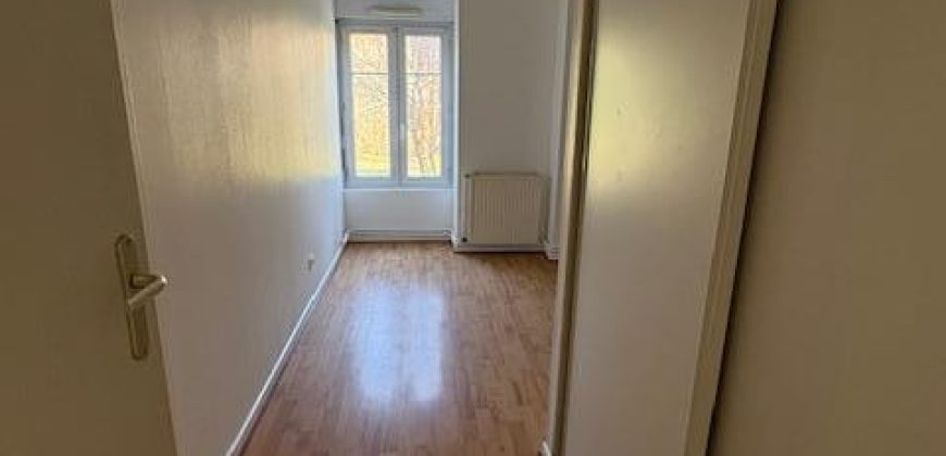 Réf : GES00410007-930, 4 pièce(s), LE PEAGE DE ROUSSILLON