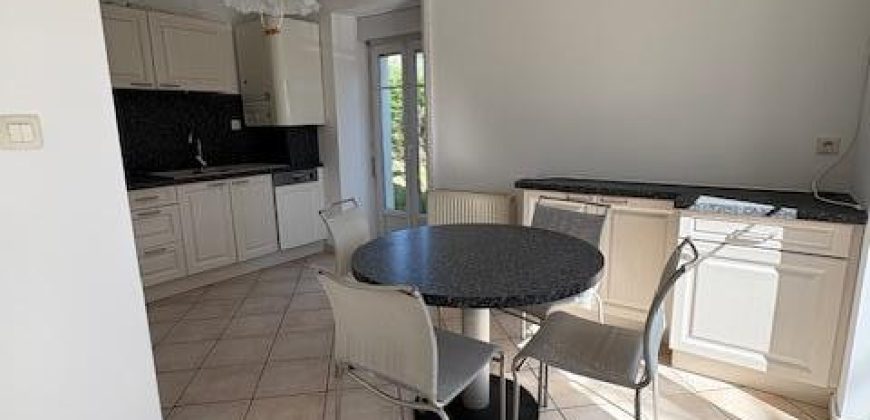 Réf : GES00410007-930, 4 pièce(s), LE PEAGE DE ROUSSILLON