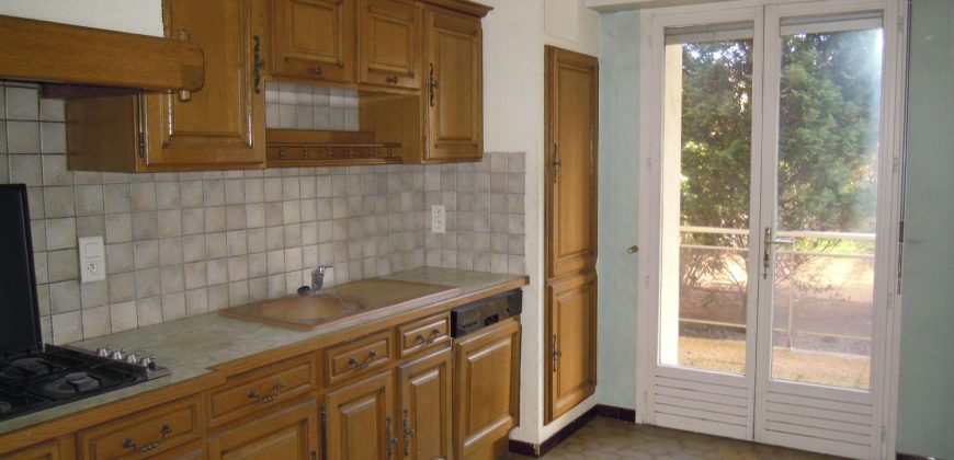 Réf : GES01140014-930, 3 pièce(s), LE PEAGE DE ROUSSILLON