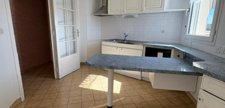 Réf : GES28390001-930, 2 pièce(s), LE PEAGE DE ROUSSILLON