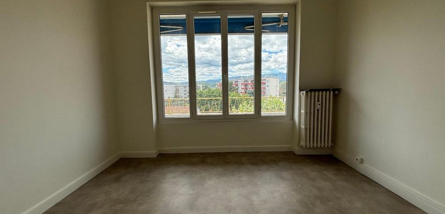 Réf : TAPP277148956, 2 pièce(s), ROUSSILLON