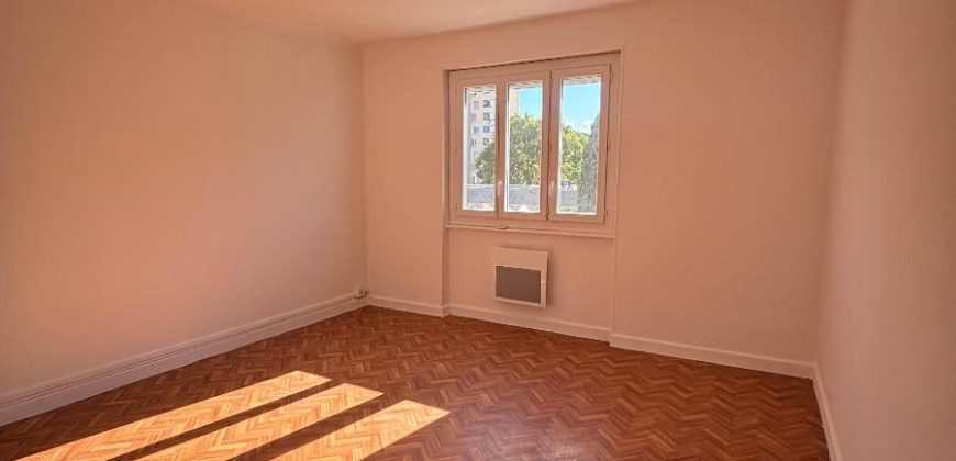 Réf : GES28440019-930, 3 pièce(s), ROUSSILLON